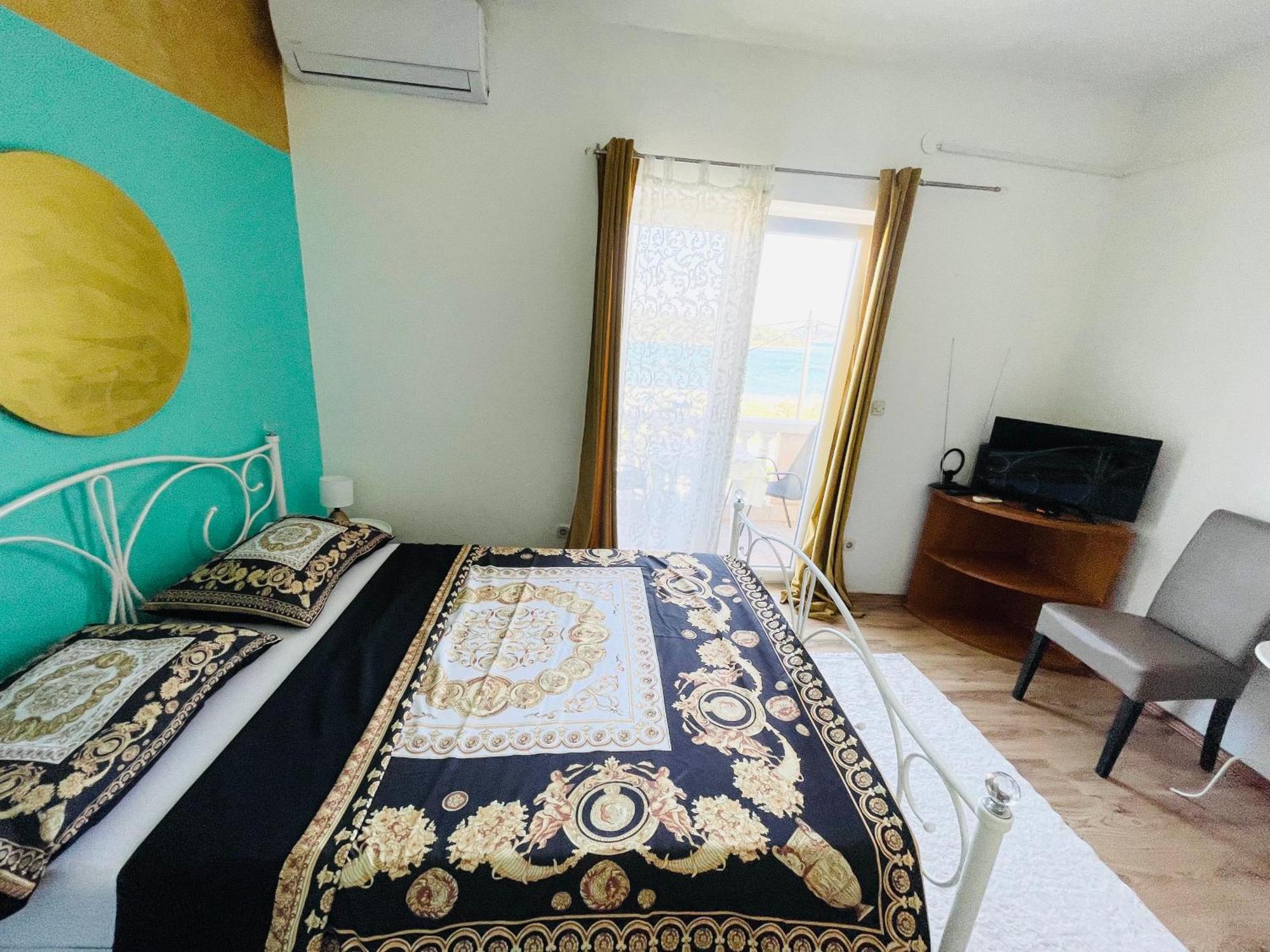 Apartments Esperanza Pasman Bagian luar foto