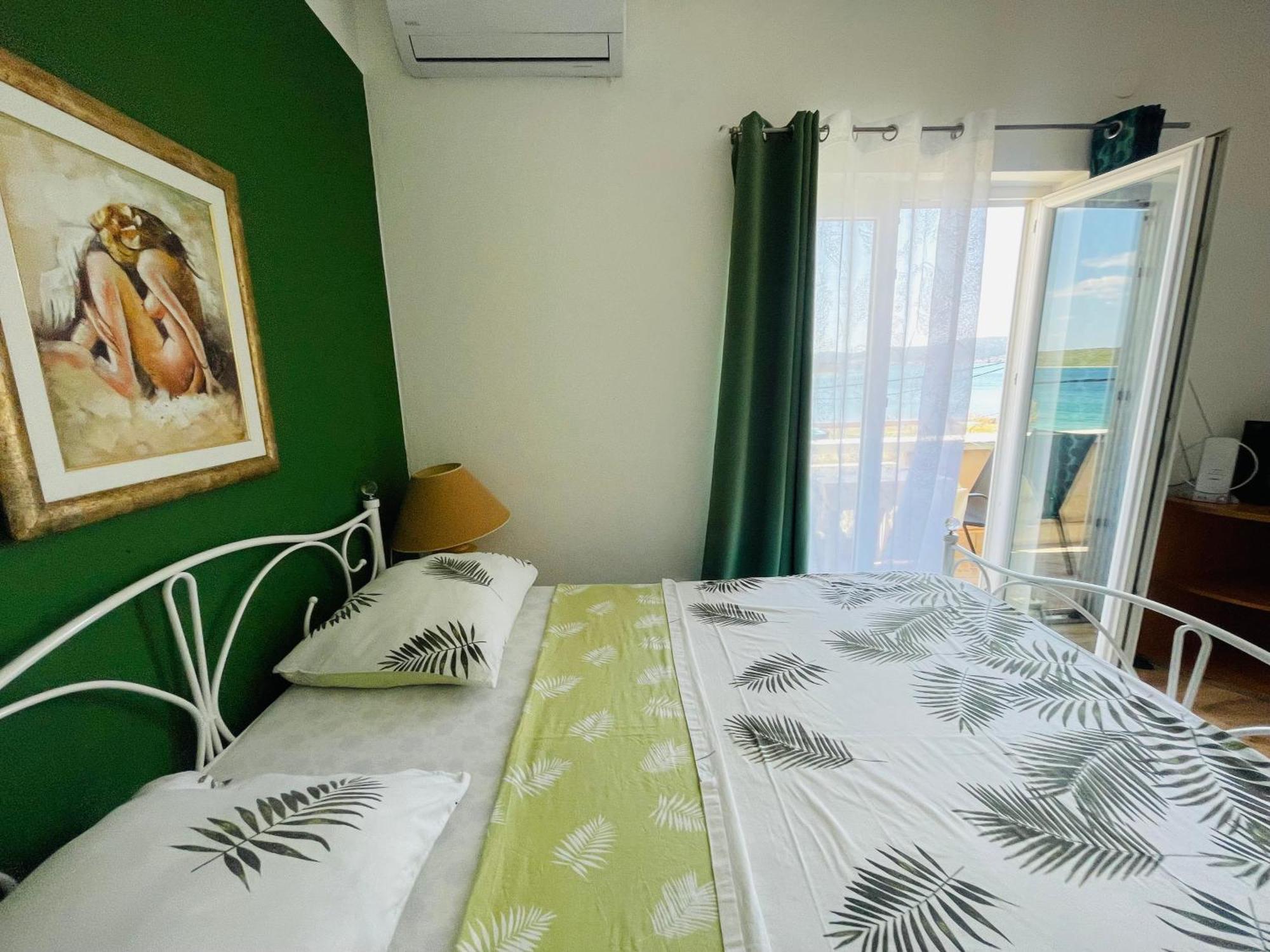 Apartments Esperanza Pasman Bagian luar foto